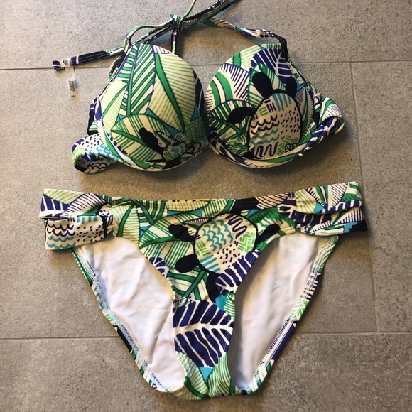 Aerie Brooke Halter Style Bikini - Picture 2 of 14